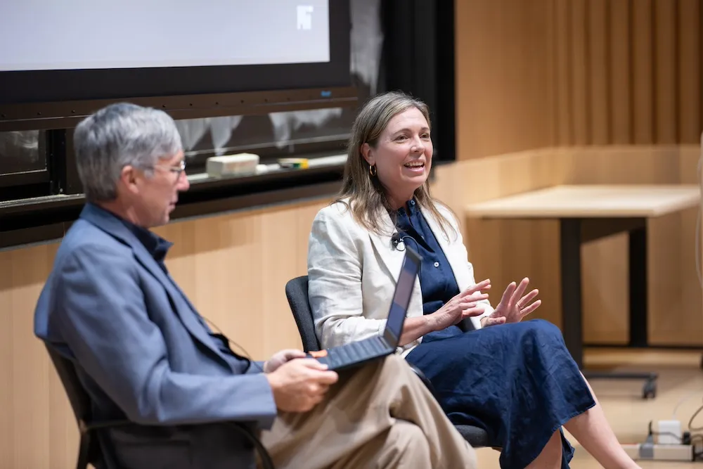 MITEI Director William H. Green facilitated an audience Q&A with Vineyard Offshore CEO Alicia Barton after her presentation at a MIT Energy Initiative seminar.