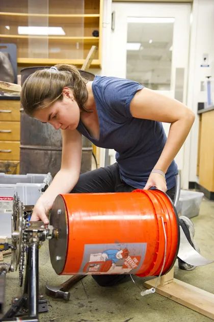201202-ugradresearch-4.jpg