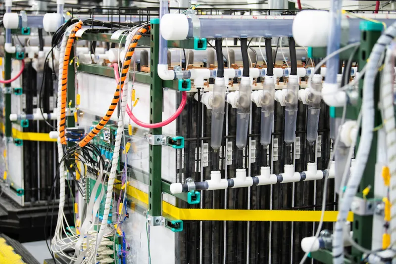 P_Form-Energy-battery-module-on-test-in-Berkeley.jpg