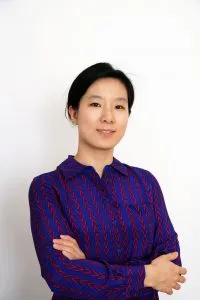 headshot_web-200x300.jpg