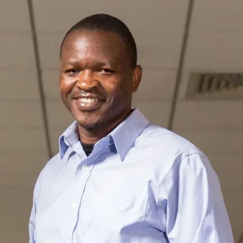 Headshot of Clapperton Mavhunga 