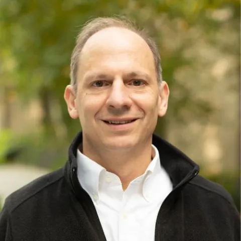 Headshot of David Perreault 