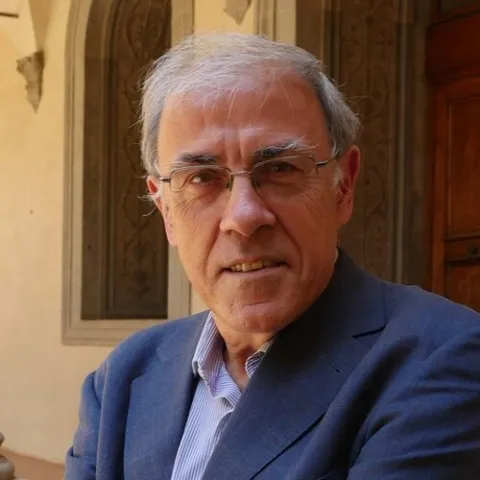 Headshot of Ignacio Pérez-Arriaga 