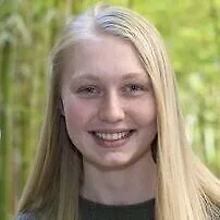 Headshot of India Cox, Energy Scholar