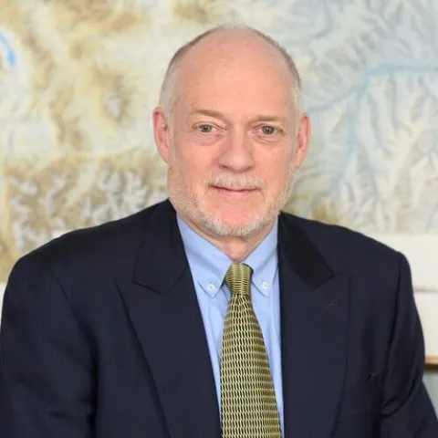 Headshot of Timothy Swager