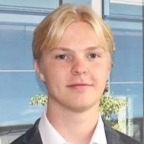 Headshot of Wyatt Sluga, Energy Scholar