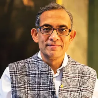 Headshot of Abhijit Banerjee