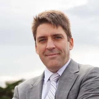 Headshot of Carlos Batlle