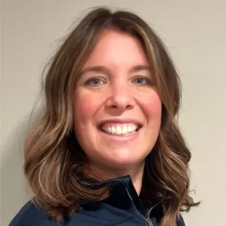 Headshot of Karen Rennell 