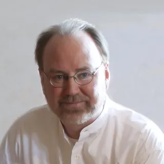 Headshot of Kent Larson 