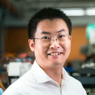 Headshot of Mingda Li 