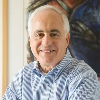 Headshot of Robert Cohen